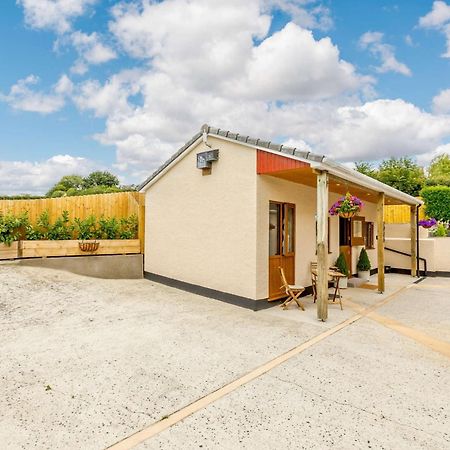 Villa 1 Bed In South Molton 89089 Extérieur photo